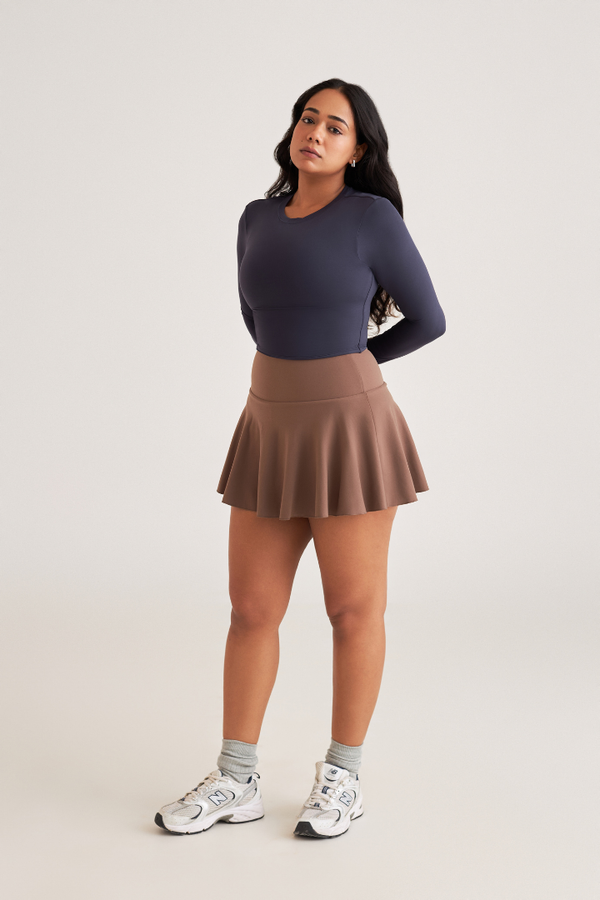 ESSENTIAL LONG SLEEVE TEE